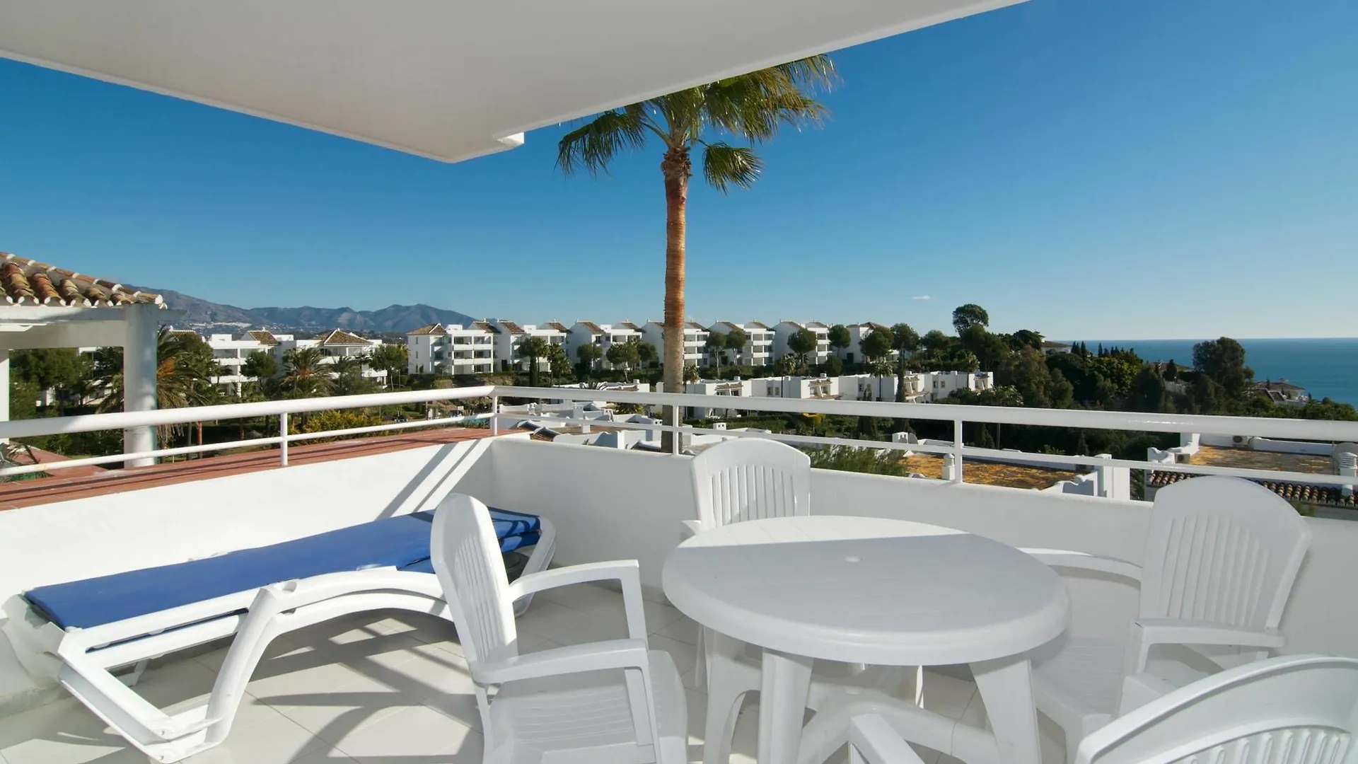 Miraflores Beach & Country Club Apartment Mijas